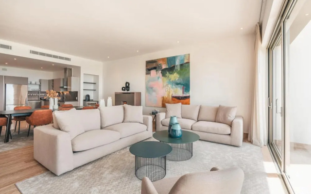 Modern Two-bedroom Apt With Balcony in Cap Cana
