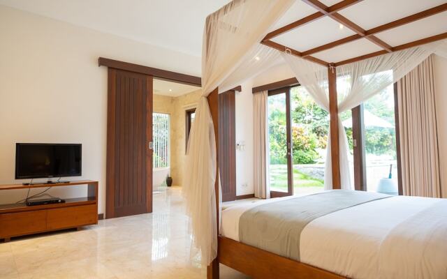 Villa Istana Putih by Maheswara