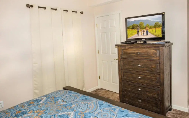 Whispering Pines 413hc