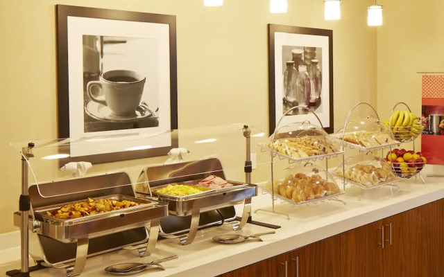 Hampton Inn Mission Valley [Ex Ramada Plaza]