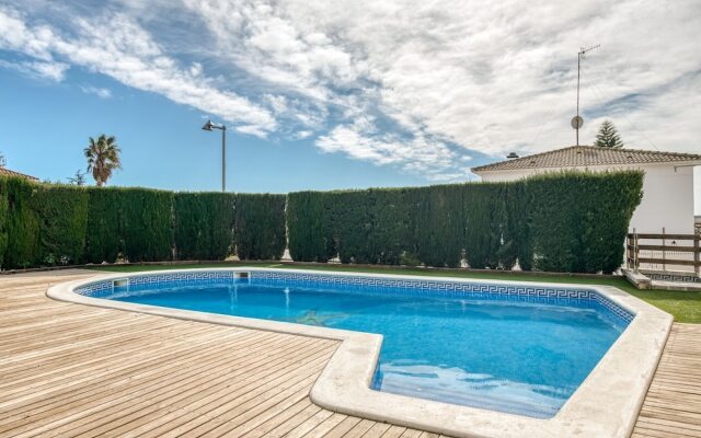 Exotic Villa in Roda de Barà with Private Pool