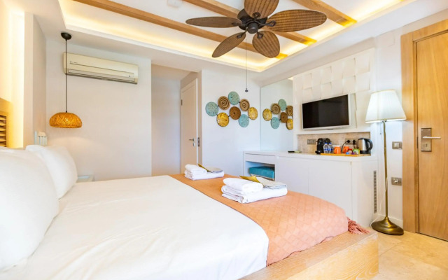 Kalkan Saray Suites - Adults Only