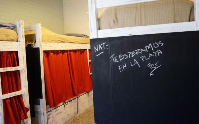 Pastora Suites & Hostel