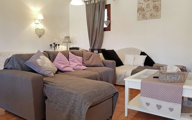 Modern Villa with Swimming Pool in Aups