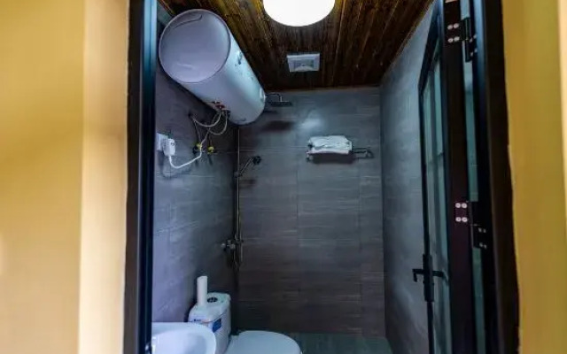 Henghe Hostel