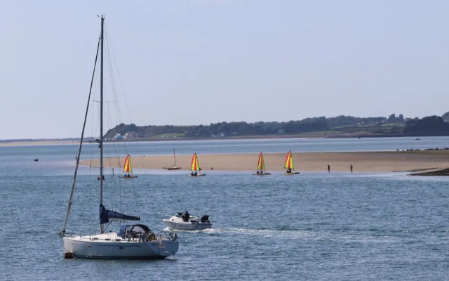9 Oakley Wharf