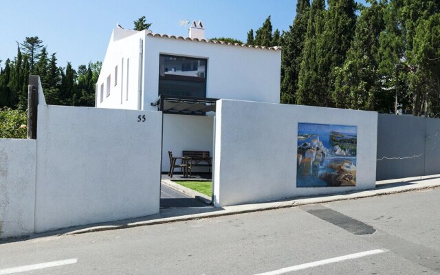 Apartment With 2 Bedrooms In Cadaques, With Furnished Garden And Wifi