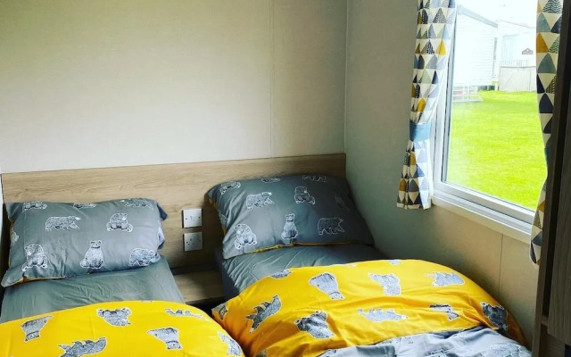 Charming 3-bed Holiday Home at Primrose Valley