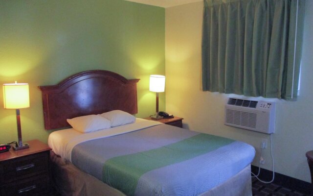 Motel 6 Savannah, GA