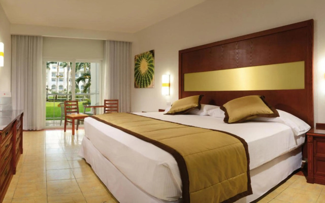 Hotel Riu Jalisco - All Inclusive