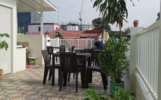 Flip Flops Hostel