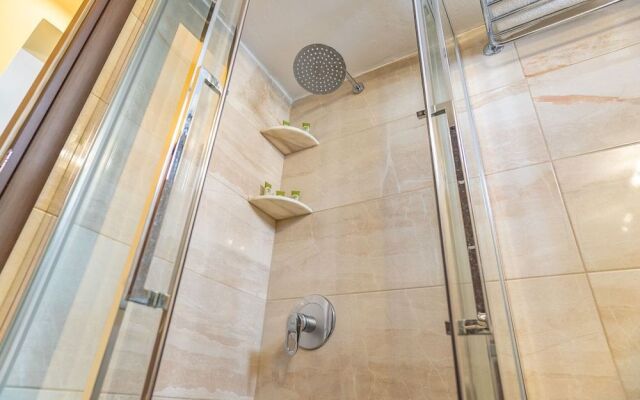 Theoxenia Suites & Apartments