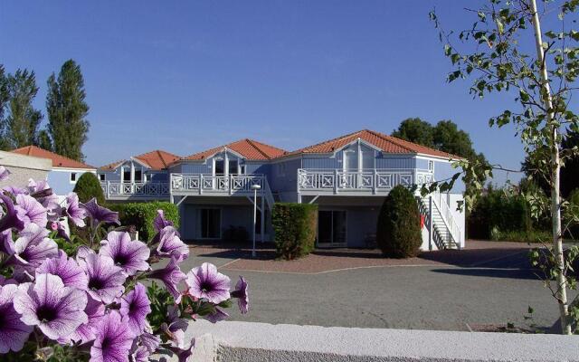 Park & Suites Village La Rochelle - Marans