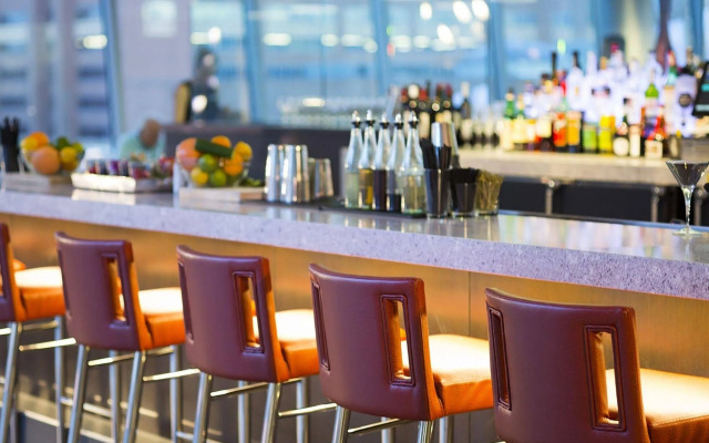 The Art Hotel Denver, Curio Collection by Hilton