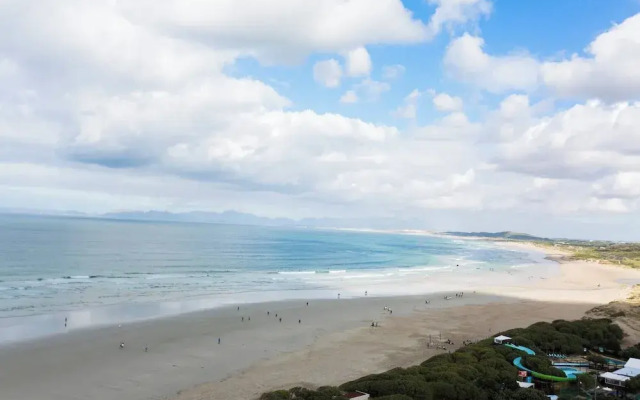Above The Waves Strand Beach Road