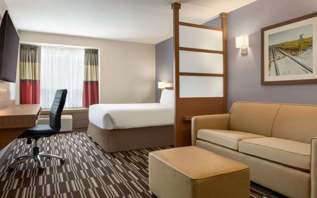 Microtel Inn & Suites By Wyndham Bonnyville