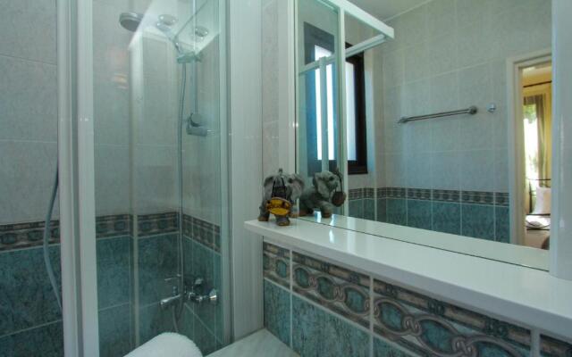 Theos Club Villas 3