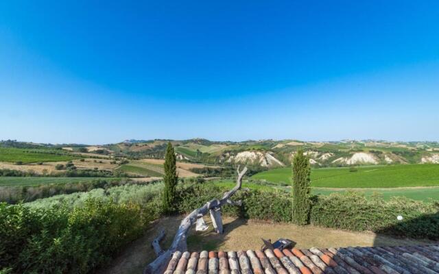 Casale Rosy 6 2 in Offida