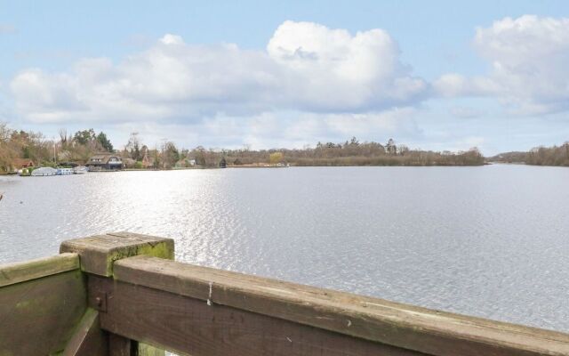 Cygnus Boathouse