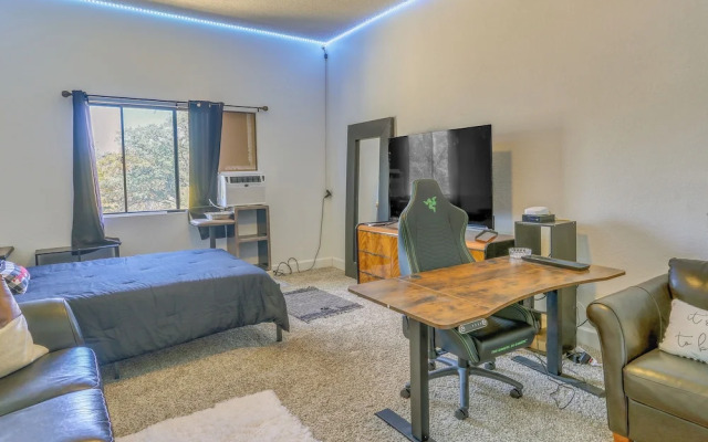 Pet-friendly Coarsegold Vacation Rental w/ Deck!