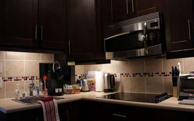 Vieux-Old Farnham Appart Condotel1