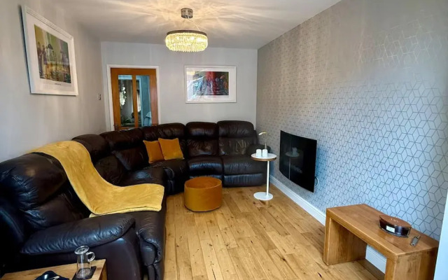 3 Bed-sleeps 6-hot Tub-pet Friendly-parking