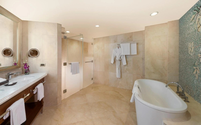 Dusit Thani Manila