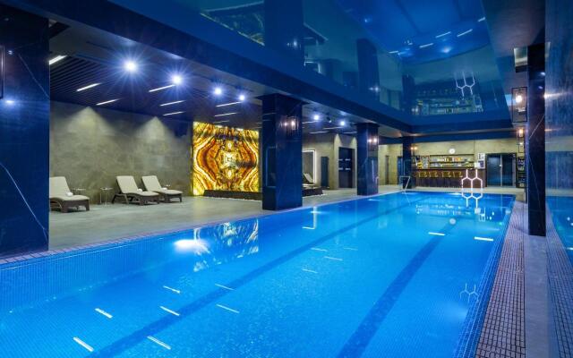 Вo'ston Hotel