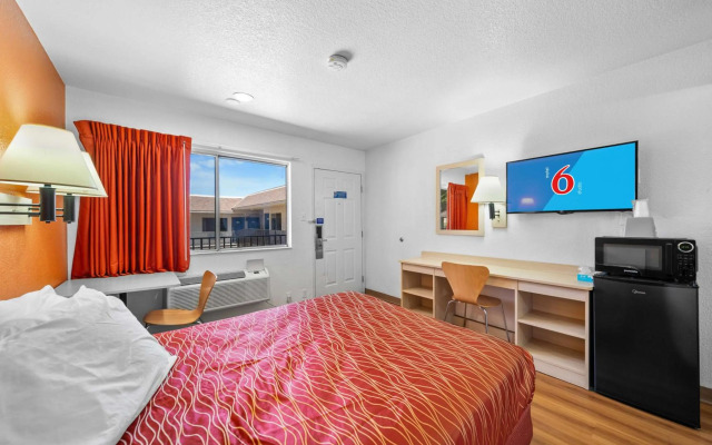 Motel 6 Big Bear Lake, CA