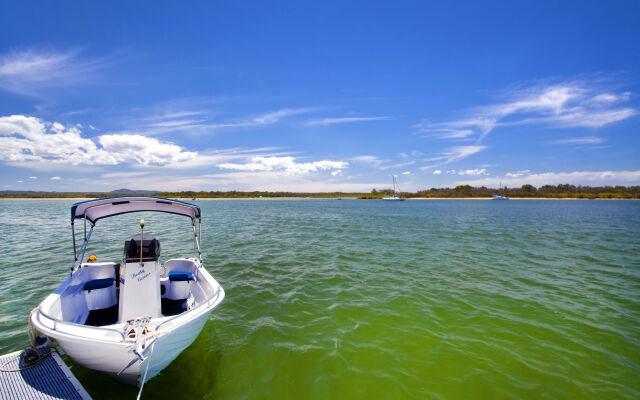 Noosa Shores Resort