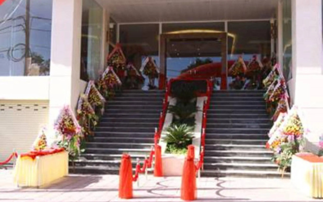Monaco Hotel