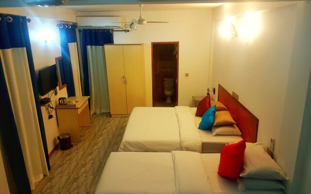 Five Coral Inn