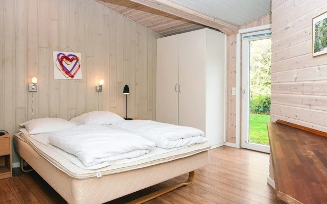 6 Person Holiday Home in Hemmet