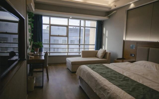 GreenTree Inn Jiuquan Century Plaza Hotel