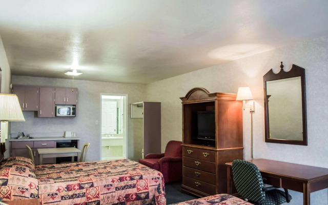 Rodeway Inn Clearwater - Largo