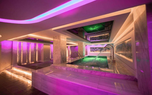 Курортный отель Bellagio Beach Resort