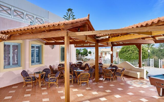 Noble Hotel Suites - Adults Only