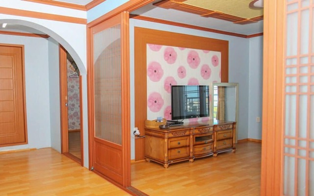 Sun Rising House