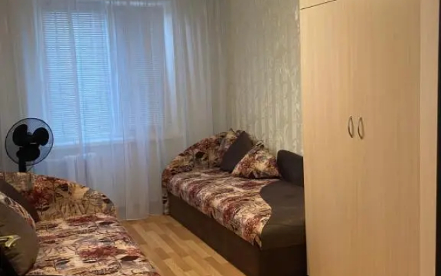 2 комнатная квартира, до 6 спальных мест(КБ-75,Ашан, Метро,Эпицентр)