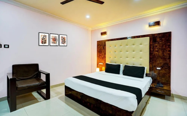 Stylish Stays at MG Road Near Commercial Street