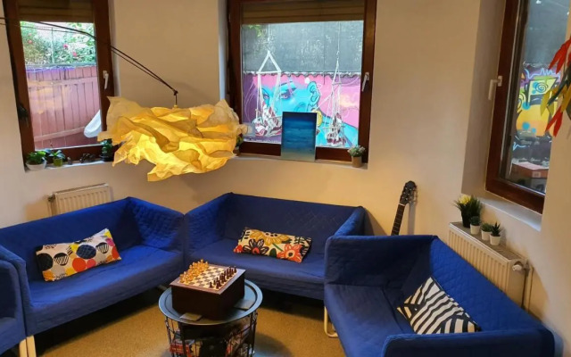 Popcorn Hostel
