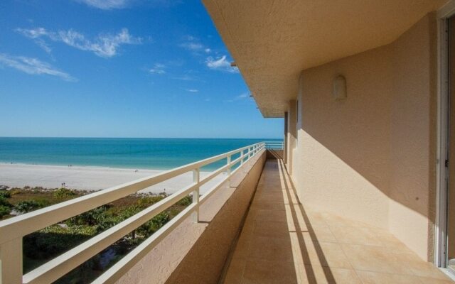 Som 701 - Somerset 3 Bedroom Condo by Redawning