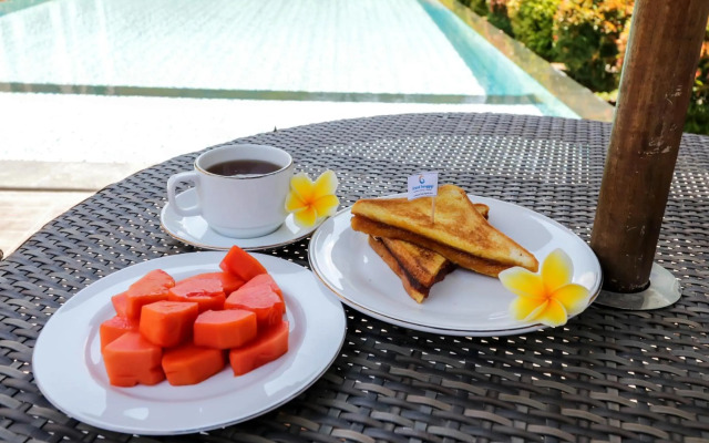 Grand Senggigi Hotel