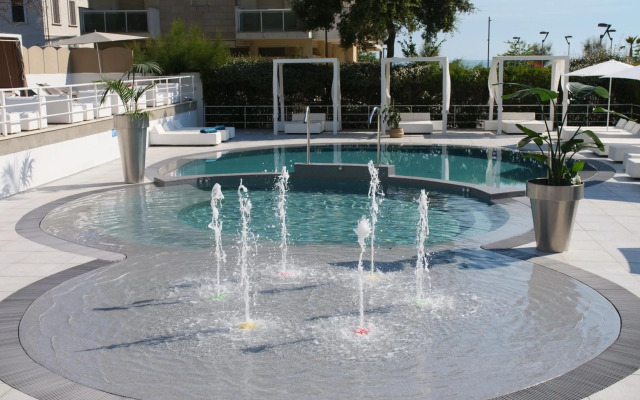 Oxygen Lifestyle Hotel