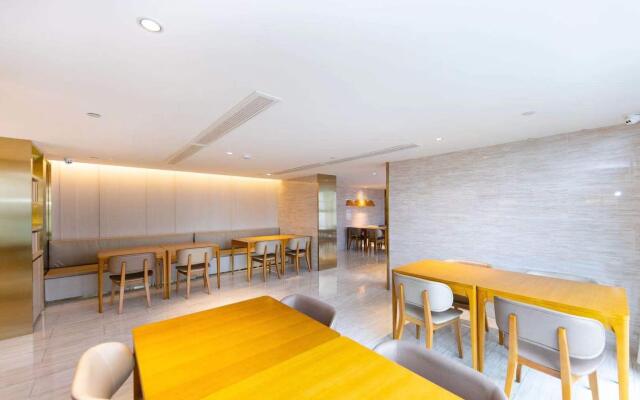 Ji Hotel Guiyang North Railway Station