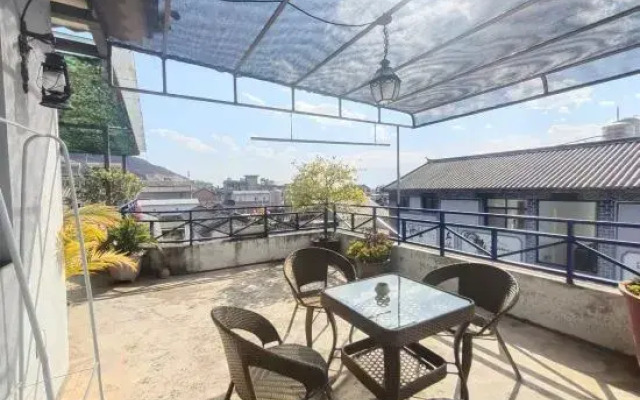 Dali Shuanglang Suiyuanju Inn