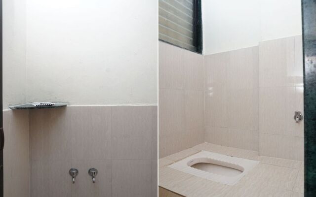 SPOT ON 37095 Sai Sidhi Lodge