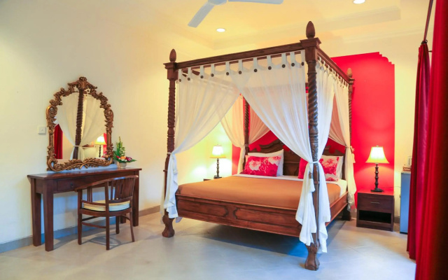 Aquarius Beach Hotel