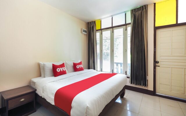 OYO 957 Thai Gallery Home