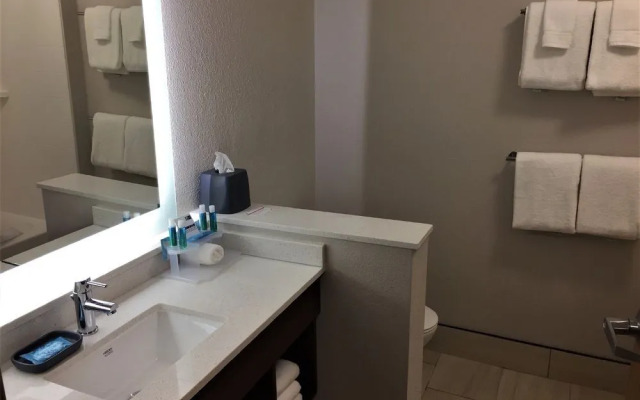 Holiday Inn Express & Suites Danville